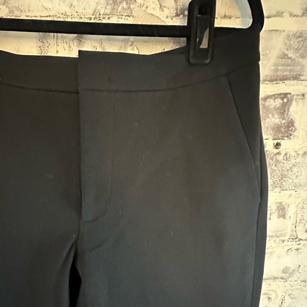 Vince Cropped Fitted Black Trouser - Picture 6 of 11